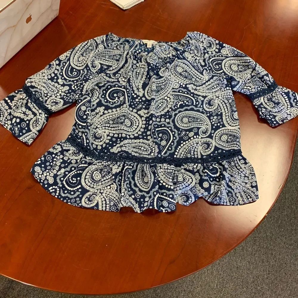Counterparts Off Shoulder Blue Paisley Blouse sz M